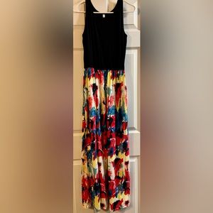 Women’s L Maxi with Pockets. Black Bodice / Multi Color Bottom